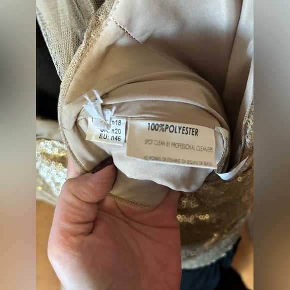 Long Sweetheart Neckline Sequin & Poly Chiffon Dress - Picture 12 of 14